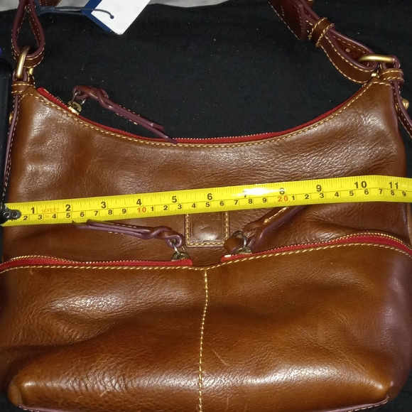 NWT Dooney & Bourke Small Zipper Pocket Leather Sac in Chestnut. Brand New. - Picture 7 of 9